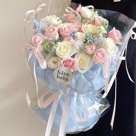 蝴蝶结圆形花束--圆形粉色系花束