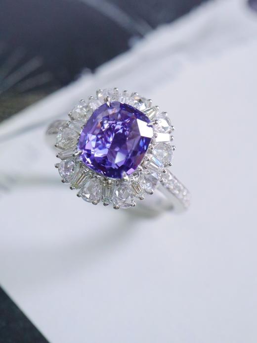 2.09ct 蓝宝石戒指 商品图0