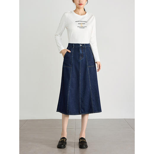 【五折购】熙世界休闲复古牛仔半身裙2025秋季新款时尚口袋a字中长款伞裙 商品图3