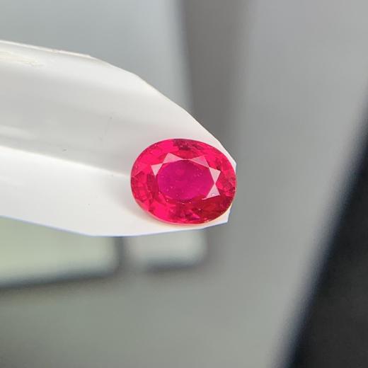 0.77ct 红宝石裸石 商品图4