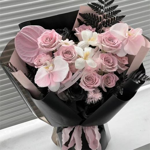 怦然心动--喷色曼塔郁金香混搭花束粉色系花束 商品图0