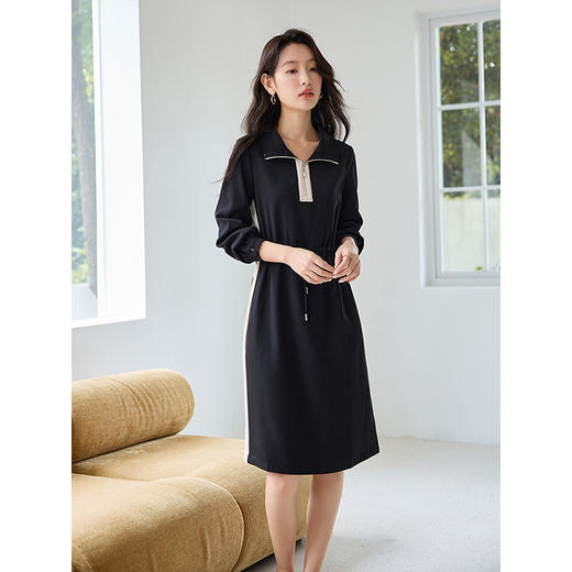 【年终特卖】熙世界休闲POLO领连衣裙2025秋季新款宽松时尚撞色拉链卫衣裙 商品图2