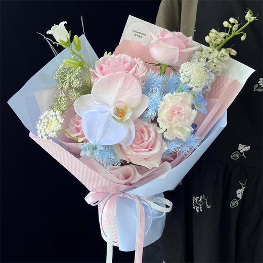 云端漫步--粉玫瑰混搭花束 商品图0