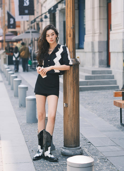 菱形镂空针织上衣 商品图2