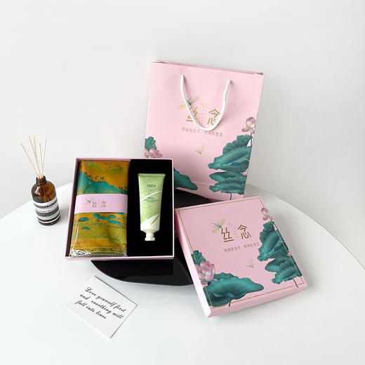 【丝念礼盒套装】丝巾礼品 伴手礼节日礼品 商品图0