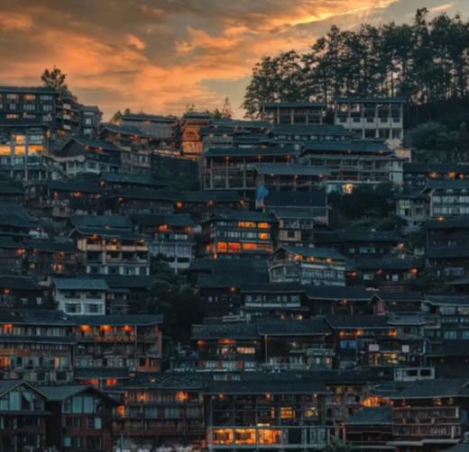 【贵州·小西梵镇】3天2晚·贵州纯玩3日游（荔波小七孔+西江千户苗寨+梵净山+镇远古城） 商品图1