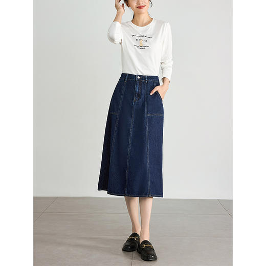 【五折购】熙世界休闲复古牛仔半身裙2025秋季新款时尚口袋a字中长款伞裙 商品图1