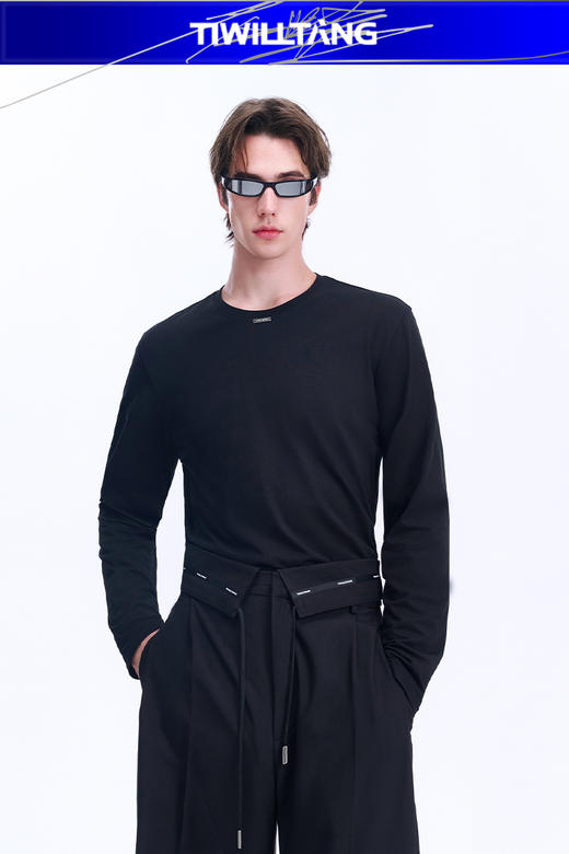 TIWILLTANG启世录“黯静澈欤”基础升级长袖上衣宽松打底T恤薄款 商品图5