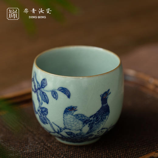 问鼎鼎青青花金钟杯（孔雀同巢） 商品图1