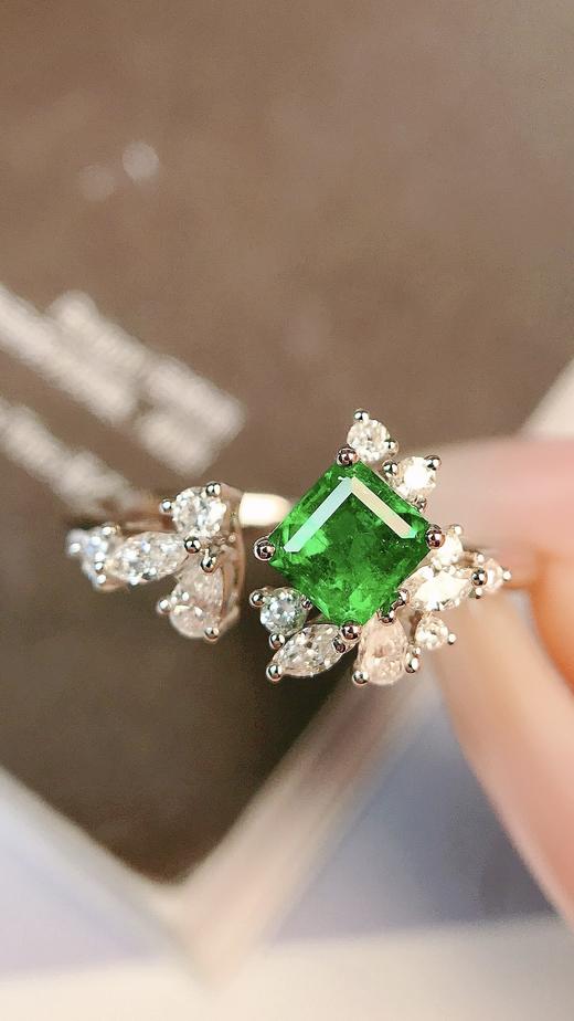0.52ct 祖母绿戒指 商品图2