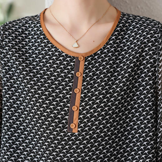 QY8-1001 妈妈夏装七分袖上衣洋气纯色中袖小衫50岁中老 年女衬衫 商品图3