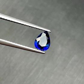 0.93ct 蓝宝石裸石