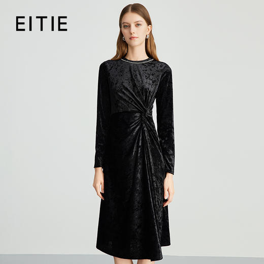 EITIE爱特爱优雅法式复古丝绒暗纹收腰黑色连衣裙秋季新款C2407402（轻微浮色 ，不要跟浅色系衣服一起穿/洗） 商品图0