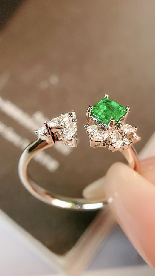 0.52ct 祖母绿戒指 商品图3