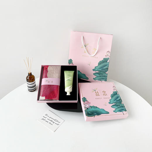 【丝念礼盒套装】丝巾礼品 伴手礼节日礼品 商品图1