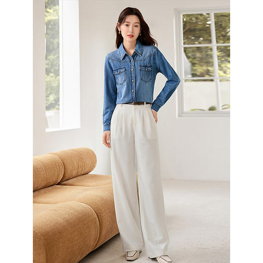 【年终特卖】熙世界复古休闲风牛仔衬衫2025秋装新款设计感时尚洋气翻领上衣 商品图4