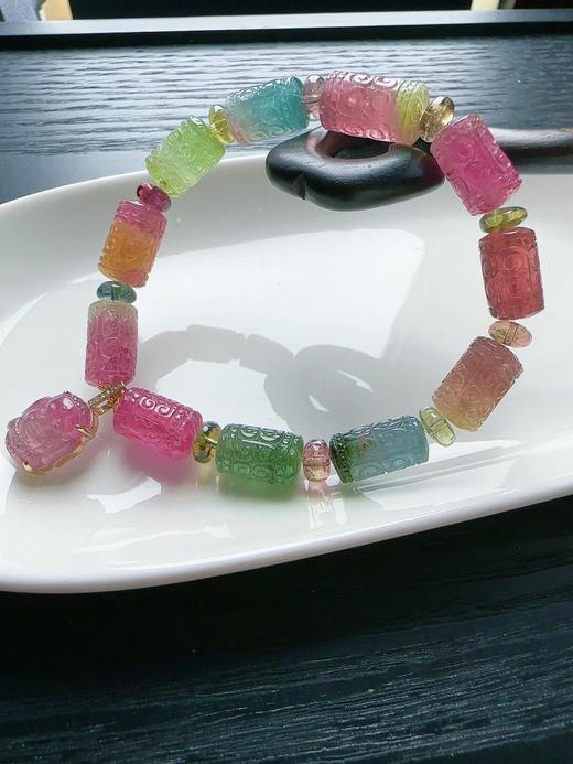 27.5g 雕刻碧玺手链 商品图3