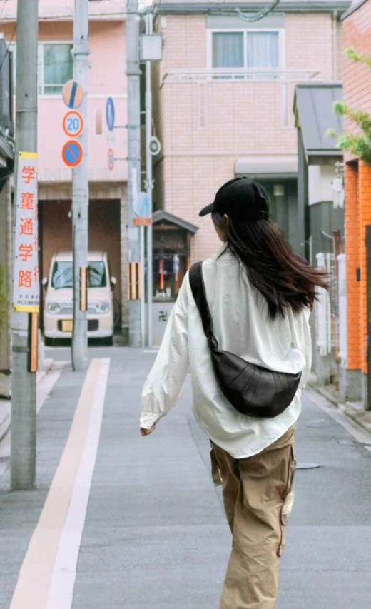 小众品牌小胎牛皮饺子包 四季百搭 独特款 商品图3