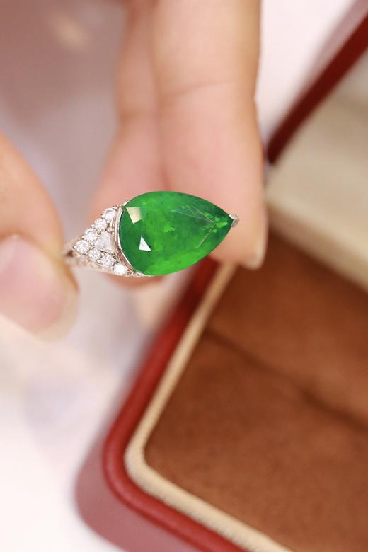 4.97ct 祖母绿戒指 商品图4