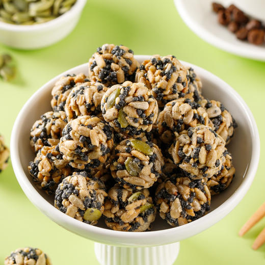 【满口幸福感！猴头菇铁棍山药坚果丸子】瓜子仁+南瓜籽仁+芝麻+山药+猴头菇，小身体用料十足！口味丰富美味香酥脆，独立包装一口一个美味不停，芝麻燕麦混合果仁瓜子酥零食Y 商品图1