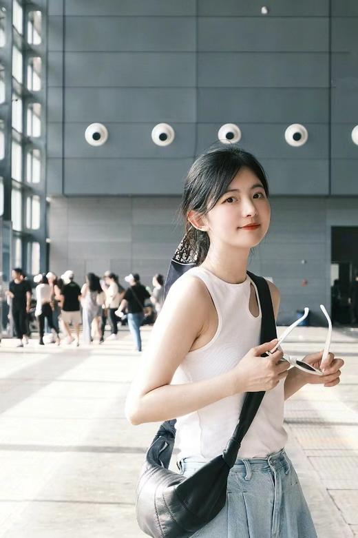 小众品牌小胎牛皮饺子包 四季百搭 独特款 商品图12