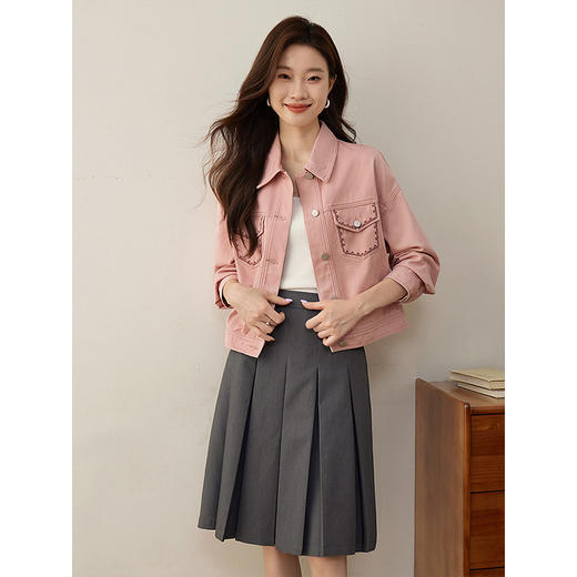 【专属特价】熙世界复古港风牛仔短外套2025年新款秋季刺绣休闲翻领夹克上衣 商品图1