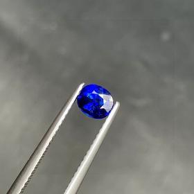 0.78ct 蓝宝石裸石