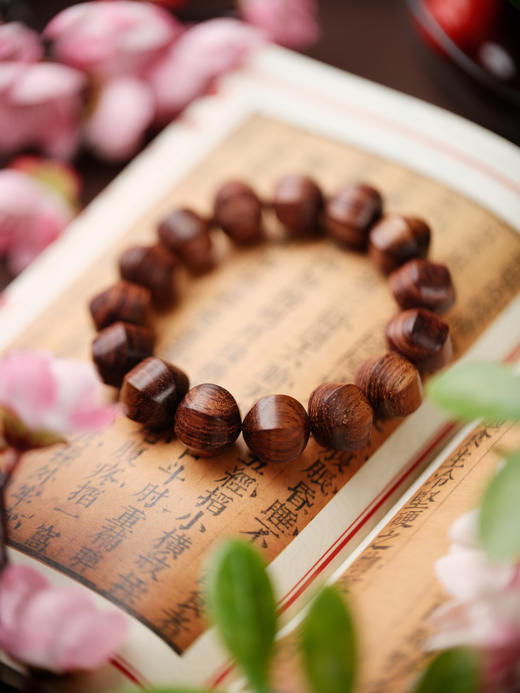 A46海南黄花梨六面钻石珠六时吉祥珠型1.8CM【器悟雅玩】 商品图1