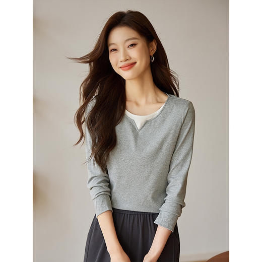 【专属特价】熙世界时尚假两件红色t恤2025秋季新款显瘦长袖内搭打底衫上衣 商品图1