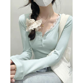 西遇白色蕾丝拼接长袖T恤新款辣妹甜美温柔性感上衣SS140258