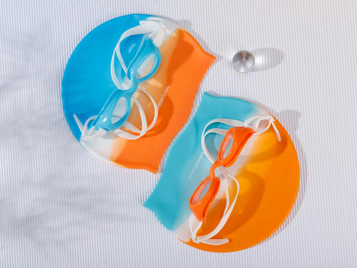 【MINISO名创优品泳镜】 ✅ 小框泳镜设计，流线型轮廓，专为亚洲人设计💰  商品图0