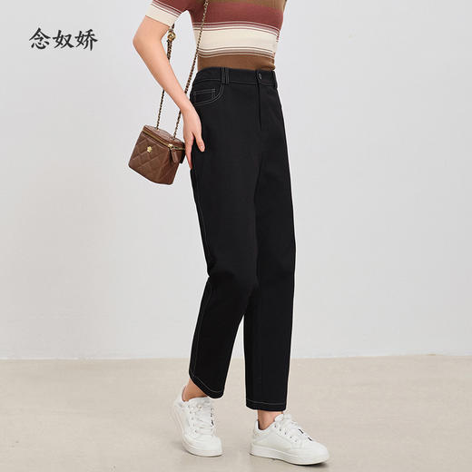 【商场同款】CNT4358 好版型的裤子上身舒适得体，修饰腿型大气有型，细腻的肤感让您在职场中更加从容自如 明线小黑裤 商品图2