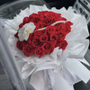【心上公主】33朵优选红玫瑰➕1朵蝴蝶兰，精美大气花束 商品缩略图0