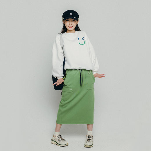 【童品会专属】ACMEITEM爱棵米 户外笑脸空气层卫衣圆领套头印花宽松上衣女士GAF2319006E 商品图2