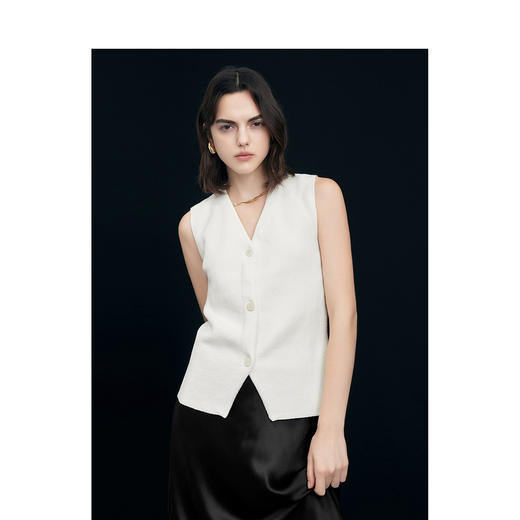 【严选】伊芙丽V领圈圈纱极简休闲白色针织开衫马夹上衣女2024秋装新款1F7933591 商品图0