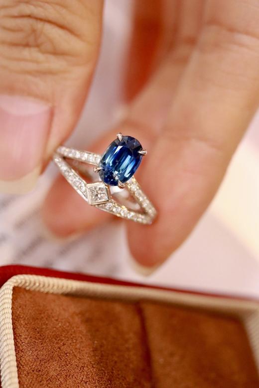 1.54ct 蓝宝石戒指 商品图6