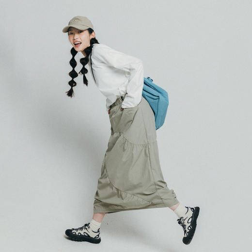 【品牌直发-踏青季】ACMEITEM爱棵米 户外防泼水花苞云朵半裙休闲半身中长裙子女士GAF2370357E 商品图1