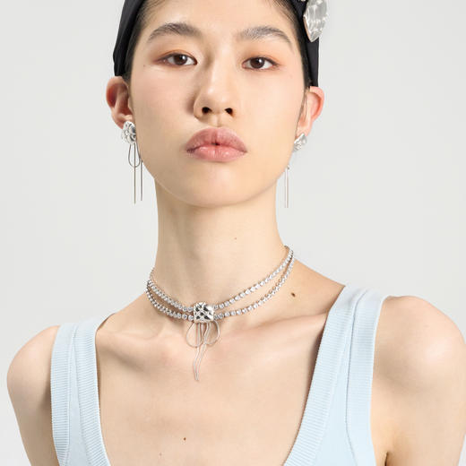 [捡漏价]lost in echo2024秋季新款膨胀枕头银色蝴蝶结流苏耳坠耳环女耳饰 商品图4