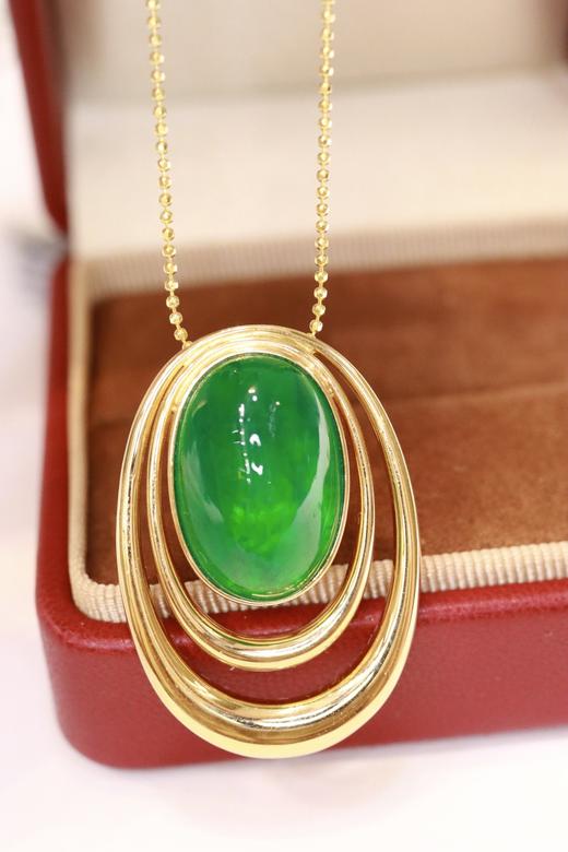 14.56ct 祖母绿吊坠 商品图1