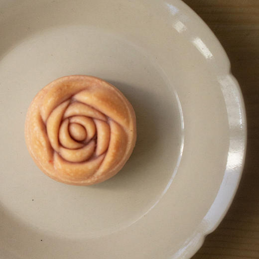 全国配送｜2024版「裸月」月饼礼盒（奶黄流心、玫瑰荔枝流心&红豆麻薯牛乳流心味） 商品图8