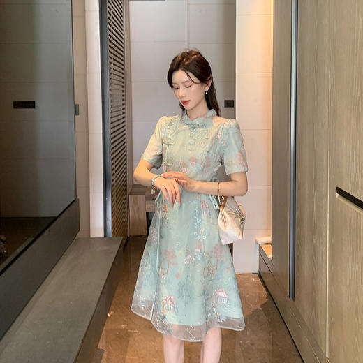 [奢姿轻奢系列]2025夏季新款复古绣花小立领旗袍胖妹妹时尚连衣裙8942860005【1】 商品图1