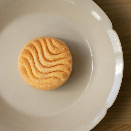 全国配送｜2024版「裸月」月饼礼盒（奶黄流心、玫瑰荔枝流心&红豆麻薯牛乳流心味） 商品图7