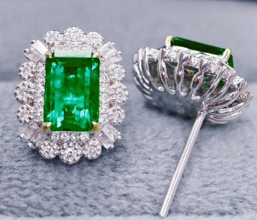 1.88ct 祖母绿耳钉 商品图0