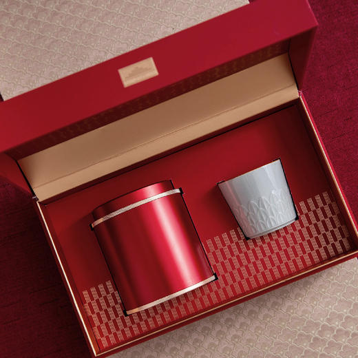 尊享皮盒【合金小单罐+杯•红色】63元一套/一件16套/约装二两左右 商品图2