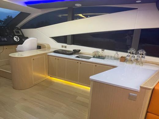 深圳大鹏游艇PARTY｜夏日玩水|体验海钓|含水果、饮料、矿泉水、浮潜道具、鱼竿鱼饵（10人以下） 商品图8