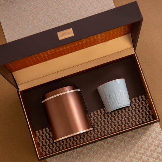尊享皮盒【合金小单罐+杯•咖色】63元一套/一件16套/约装二两左右 商品图2