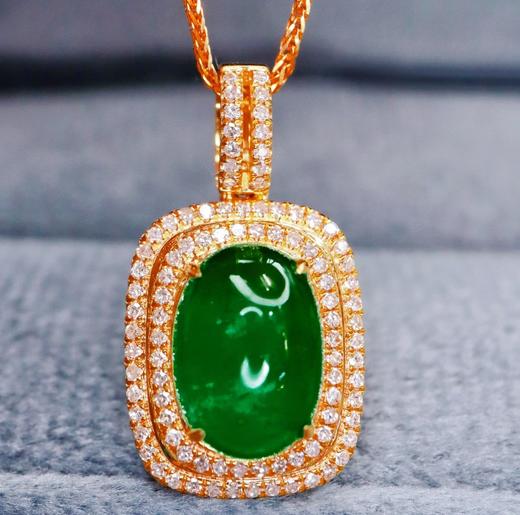 1.68ct 祖母绿吊坠 商品图3
