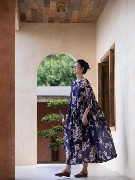 牧衣游原创 印花丝棉连衣裙新款轻薄设计艺术感宽松气质长裙 赫野 商品图2