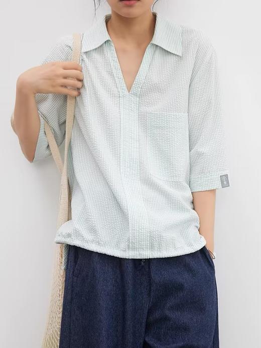 步履不停/4B11193C/日系V领泡泡肌理条纹衬衫短袖 商品图2