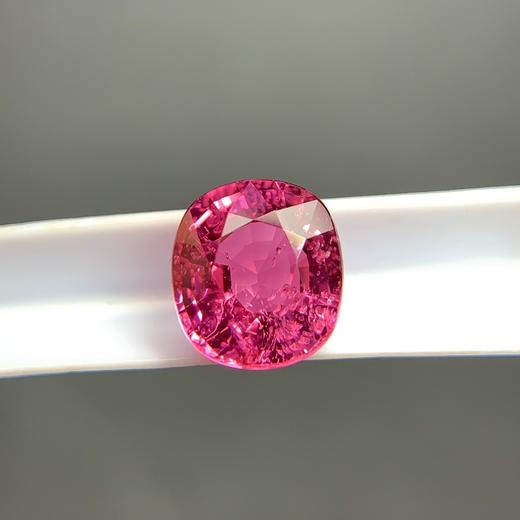 2.1ct 尖晶石裸石 商品图0